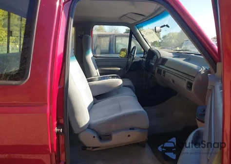 1995 Ford F150 from USA, damaged, VIN 1FTEX15H7SKA29556